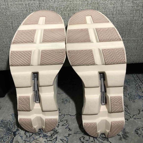 On Cloud Cloudmonster Women's Running Shoes Moon/ Fawn - Picture 9 of 11